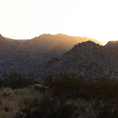 Panoramic Heaven - Luxury Designer Property W Spa Joshua Tree Exterior photo